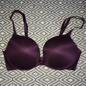 🌸NWOT VS Plunge Bra🌸